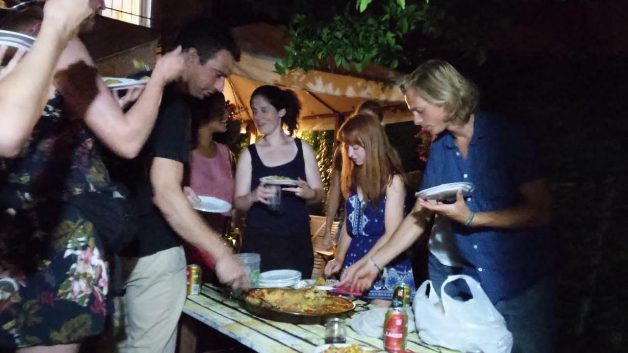 Meiga Backpackers Hostel 산티아고데콤포스텔라 외부 사진